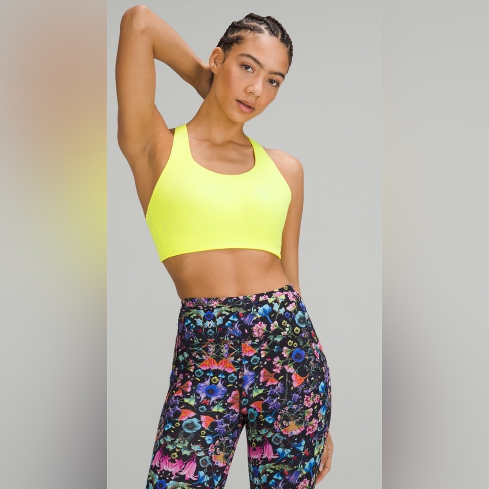 NWT air support bra size 32DD Lululemon electric yellow color